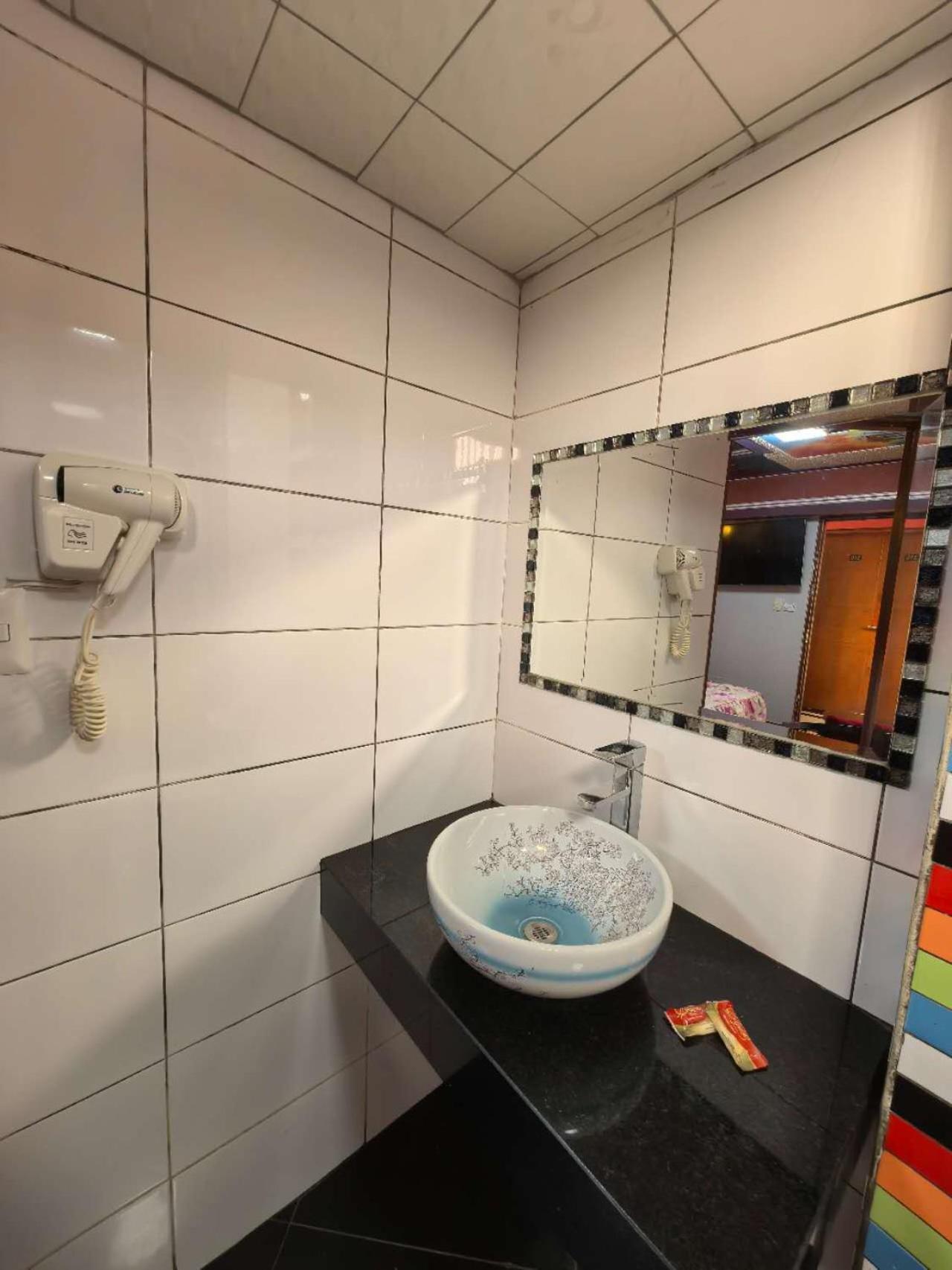 Hotel Manantial No,001 2*